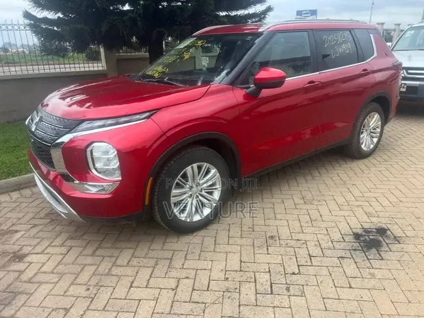 2022 Mitsubishi Outlander SE Red - 1