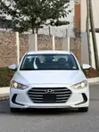 2017 Hyundai Elantra SE Sedan FWD (2.0L 4cyl) - 4
