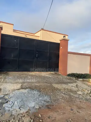 3 Bedroom House for Sale in Sharp-Connect, Bortiano