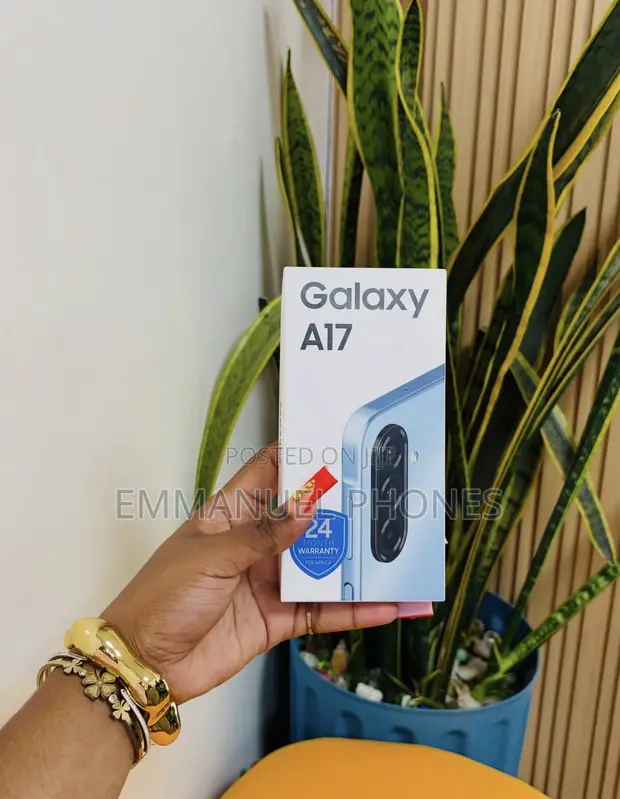 New Samsung Galaxy A17 5G 256GB Blue - 1