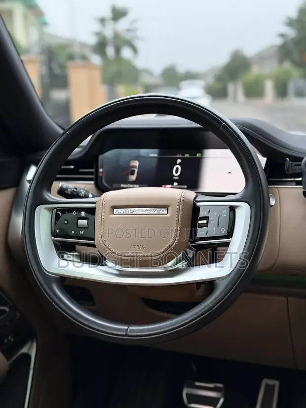 Land Rover Range Rover Vogue SE 2024 Green - 1