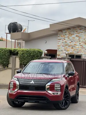 Mitsubishi Outlander SE Black Edition 2024