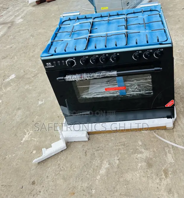 Essential Modern 5 Gas 60x90 Nasco Black Cooker - 1