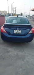 Nissan Versa 2013 Blue - 3