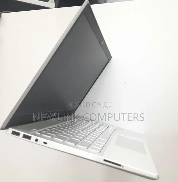 HP Pavilion 14-ce3064st Laptop - Intel Core i5, 8GB RAM, 256GB SSD - 1
