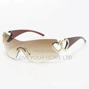 Fashion Shield Sunglasses - Gold Gradient Lens Heart Design