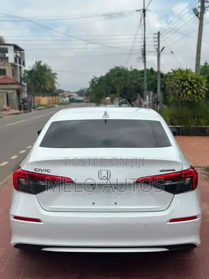 2022 Honda Civic Touring White