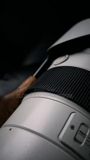 Sony 70-200mm f/2.8 GM OSS II Lens