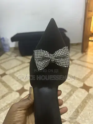 Forever Comfort Black Crystal Bow Heels - Size 41