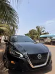 2021 Nissan Altima 2.5 SV Sedan - 1