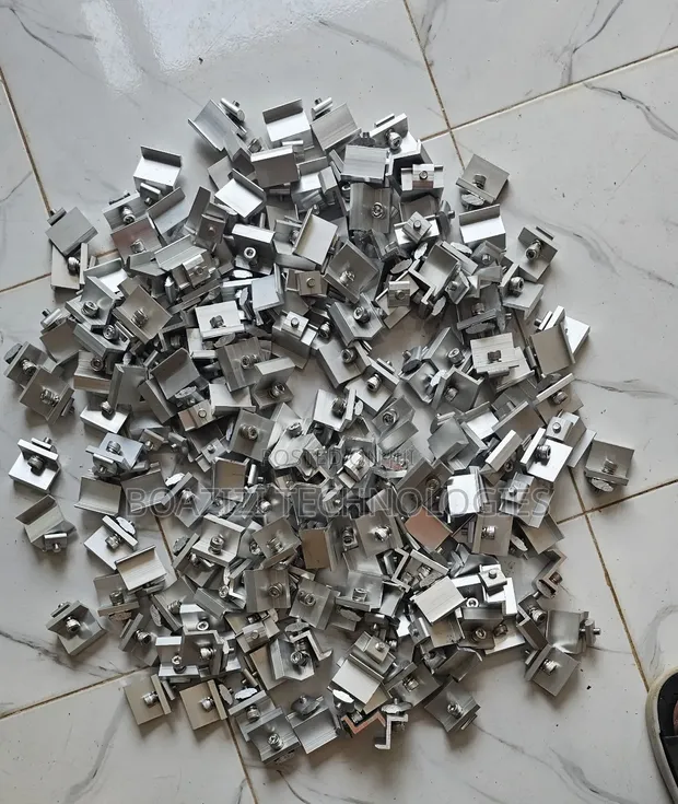 Solar Panel Middle and End Clamps - 1