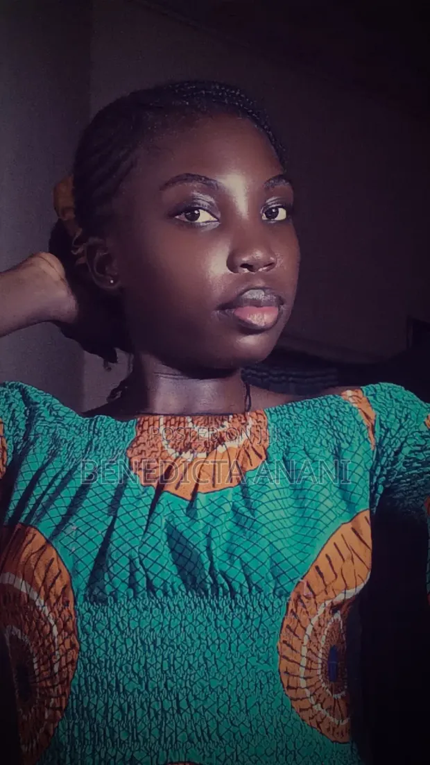 Hardworking Waitress - SHS Graduate - 1