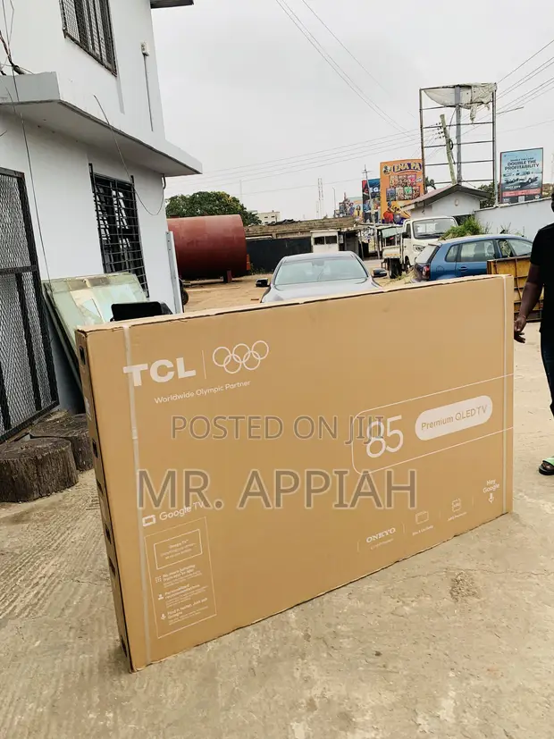 Durable TCL 85" QLED Smart TV (2026 Model) - 1