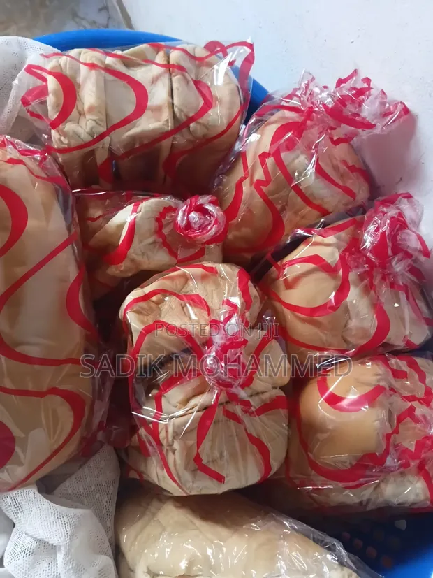 House-to-House Bread Seller Needed (18-20 yrs) - 1