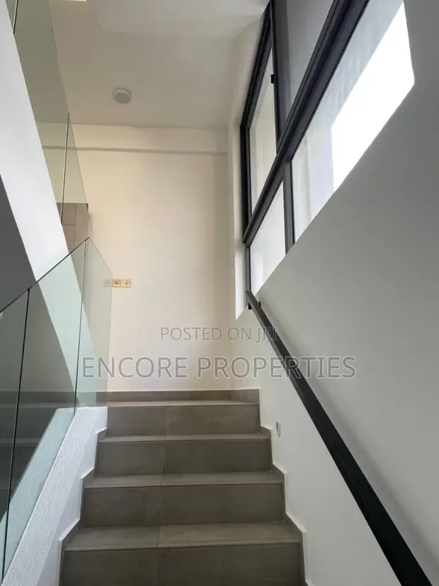 4-Bedroom Townhouse/Terrace for Rent in Cantonments - 1