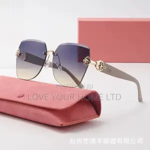 Fashion Oversized Square Sunglasses - Gradient Lens