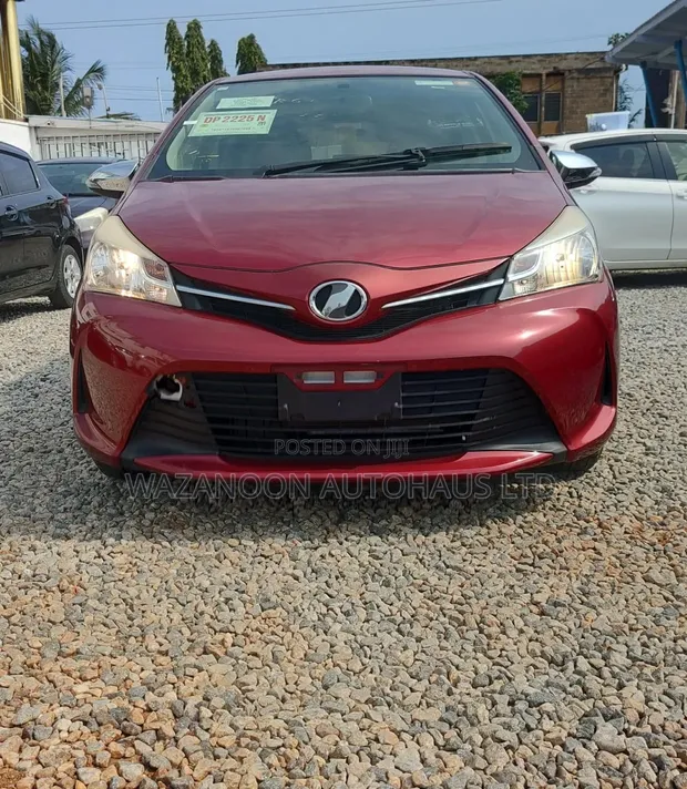 Toyota Vitz 1.3 FWD 5dr 2015 Red - 1