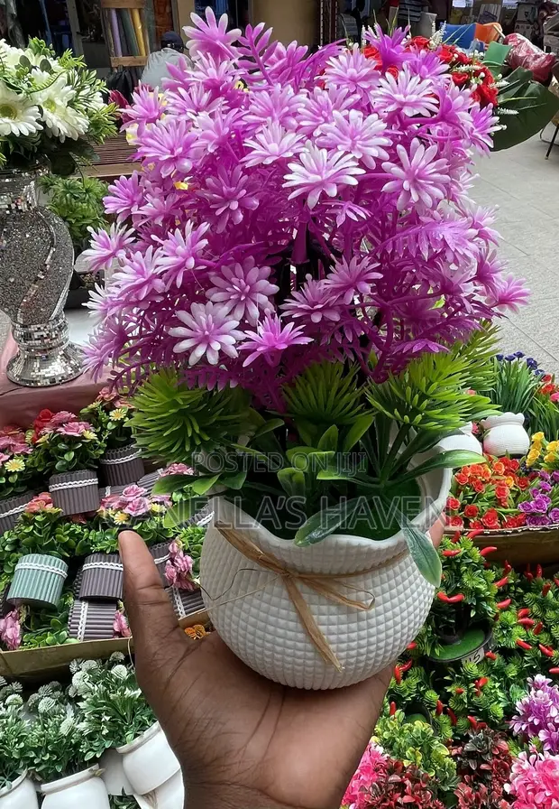 Artificial Flower Pot (WP2) - 1