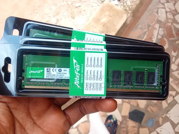 8GB DDR4 Desktop RAM with SK Hynix Chipset - 1