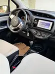 Toyota Vitz 1.5 FWD 3dr 2017 Blue - 4