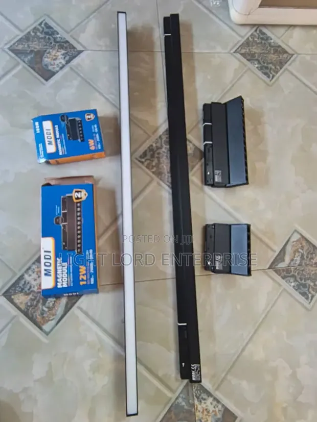 30W Magnetic Track LED Flood Light - 1