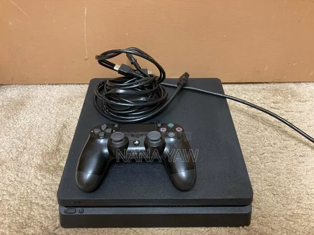 PS4 Slim Jailbreak with Games - 1