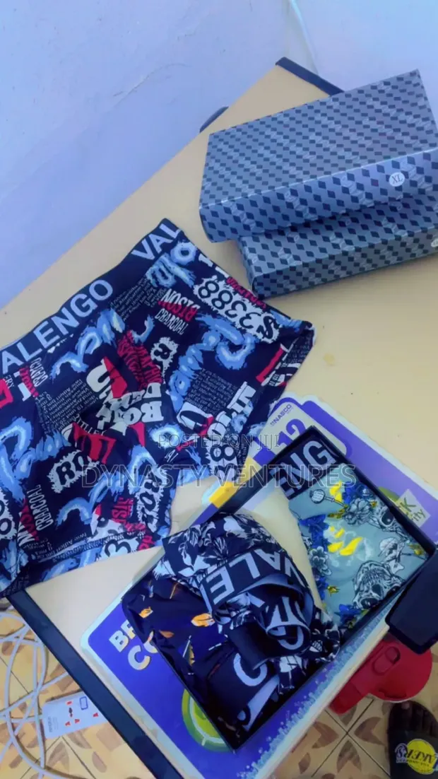 4 Pieces Boxer Shorts - Comfy & Stretchy - 1