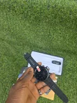 GW17 Smartwatch with Pop-Up Camera and SIM Slot - 4