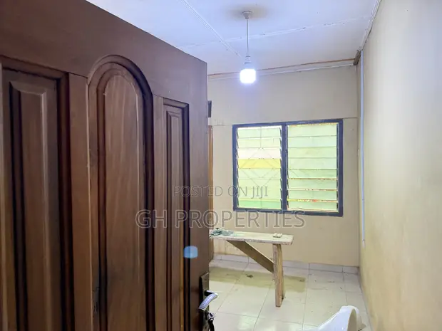 3 Bedroom Apartment for Rent in Daban, Kumasi - 1