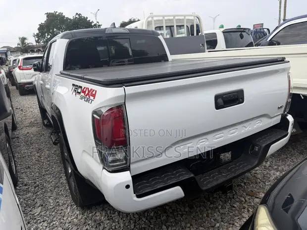Toyota Tacoma Limited 2018 White - 1