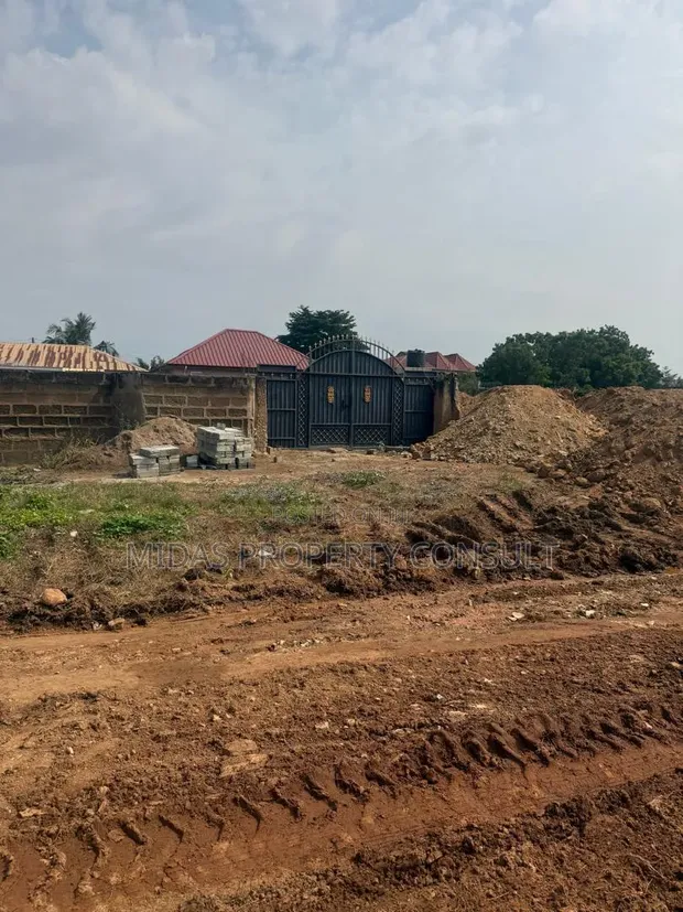 60x110ft Land for Sale at New Legon - 1