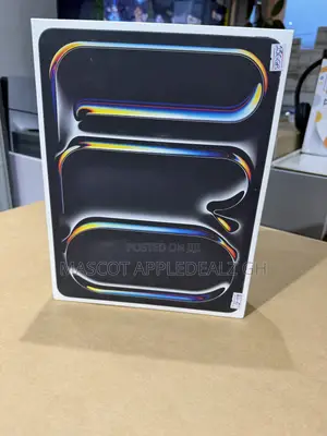 New Apple iPad Pro 13" (2025) 256GB Gray