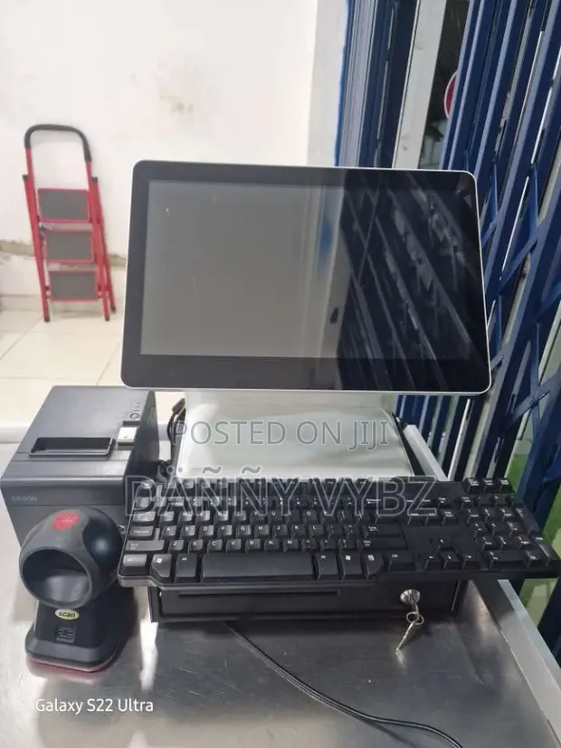 Touchmate All-in-One POS Desktop Computer - Intel i7, 16GB RAM, 500GB SSD - 1