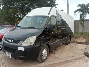 Iveco Axer 2015 - Long Chassis Bus