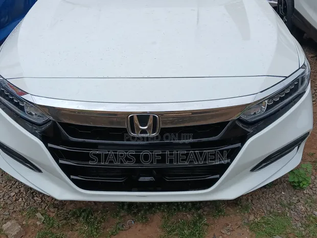 Honda Accord 2021 White - 1