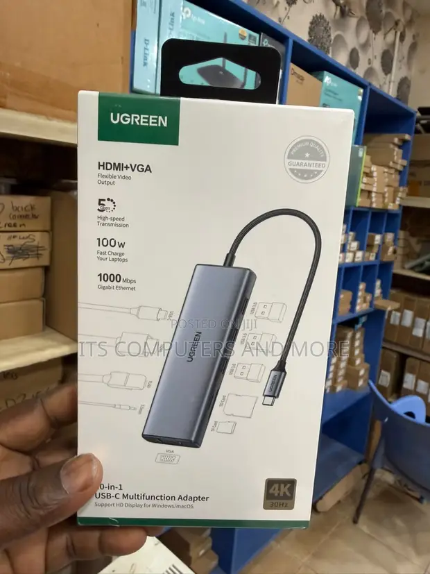 UGREEN 10-in-1 USB-C Hub - 1