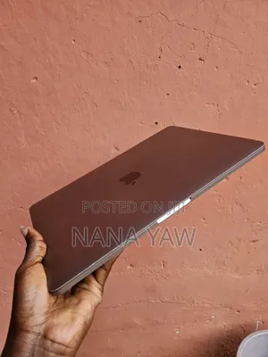 Apple MacBook Pro 2019 8GB Intel Core i5 128GB SSD