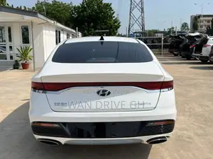 2020 Hyundai Avante (Lafesta) White