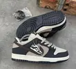 Nike SB Dunk Low Unisex Sneakers - 3