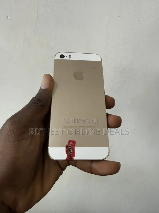 Apple iPhone 5s 16GB Silver - 1