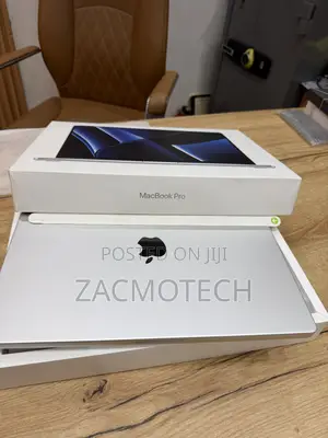 Apple MacBook Pro 2023 M2 16GB RAM 512GB SSD