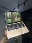 Apple MacBook Air 13.3" 2020 - Core i3, 8GB RAM, 256GB SSD - 4