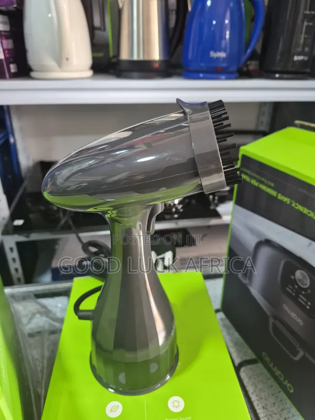 Oraimo Handheld Garment Steamer - 1