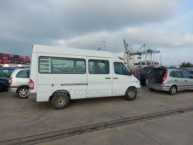 Mercedes-Benz Sprinter 2009 White - 1