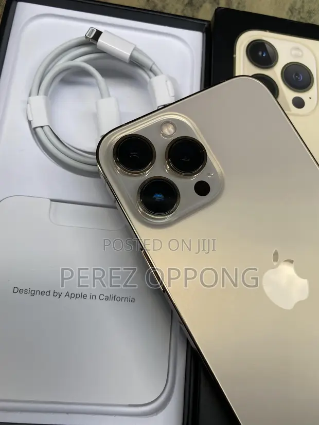 Apple iPhone 13 Pro Max 256GB Gold - 1