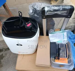Brand New Portable Oxygen Concentrator with Battery