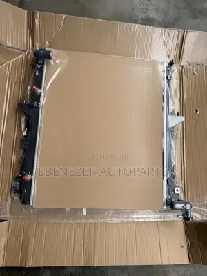 Mitsubishi L200 Radiator Tank (2007-2014)