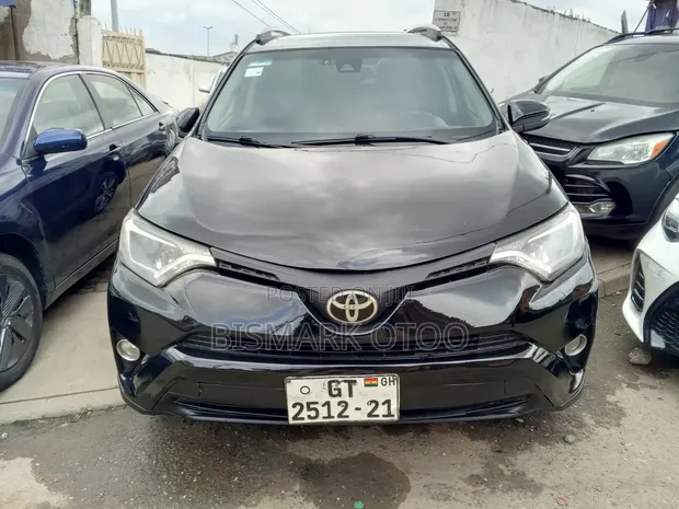 Toyota RAV4 XLE AWD 2017 Black - 1