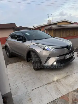 Toyota C-HR 2017 Hybrid