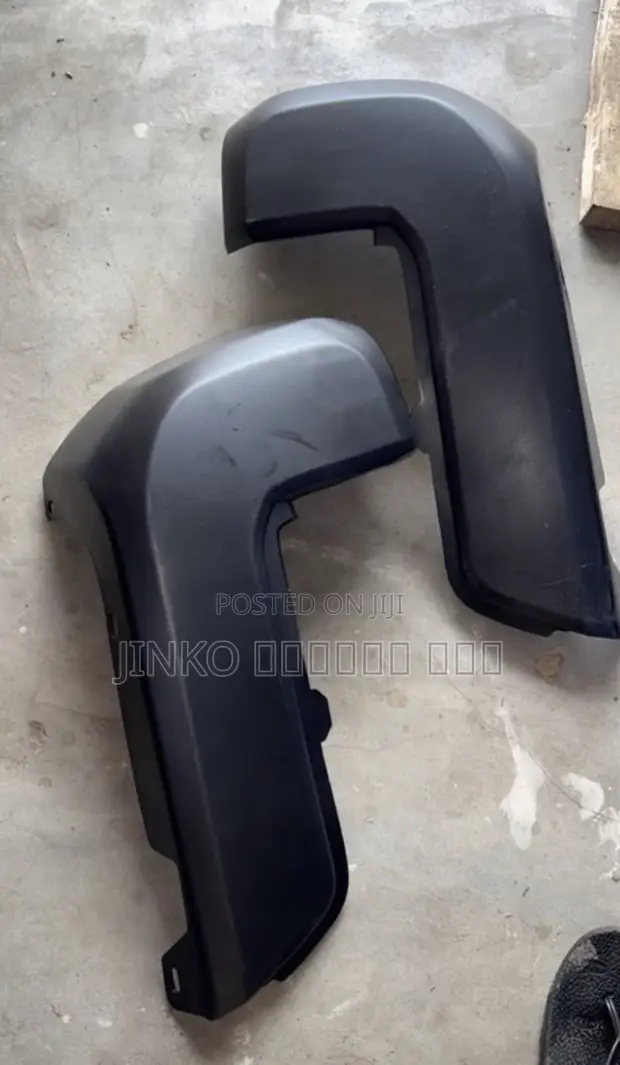 Toyota Tacoma 2016-2021 Back Bumper Ends Pair - 1